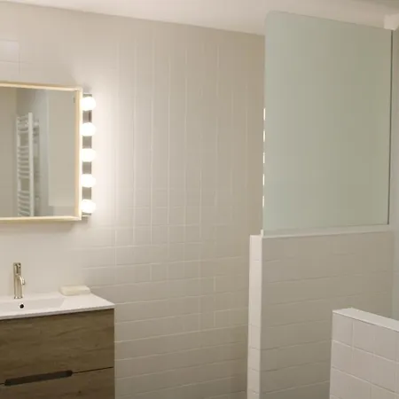 Apartamenticos Plaza Sas I サラゴサ